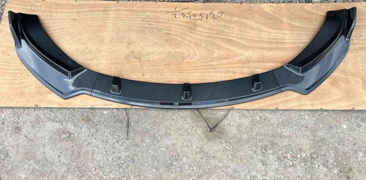 Tesla Model 3 Front Lip Carbon Look